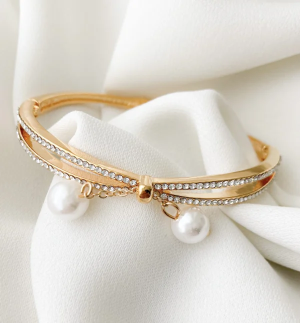 8C54D6A9-B114-4C85-B8EE-55D61652BE87