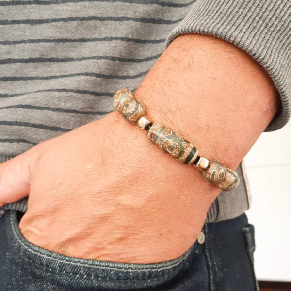 B5D68309-1F66-4765-AD04-3F0BEC361E2C