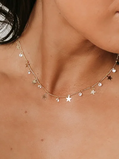 paauksuota grandinėlė